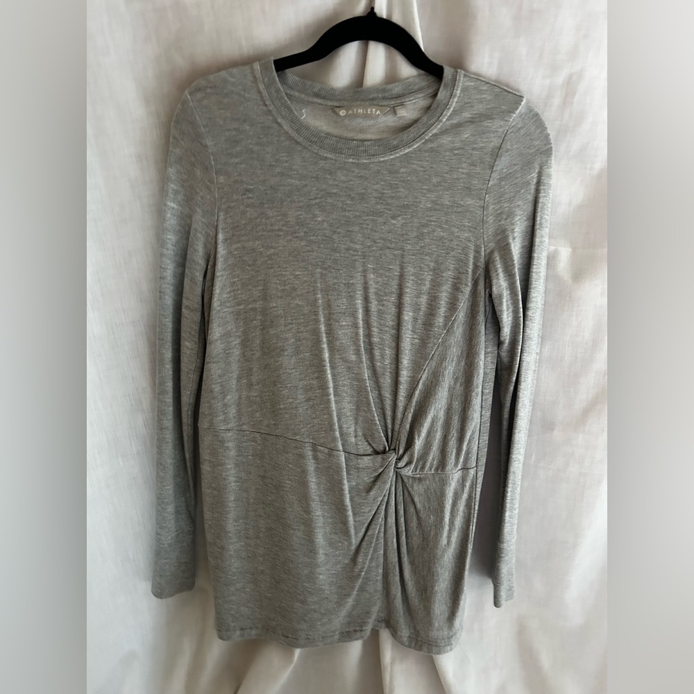Athleta top